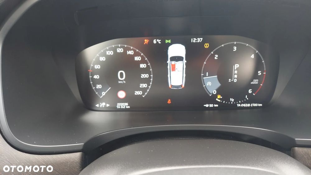 Volvo V90 Cross Country D5 AWD Geartronic - 17