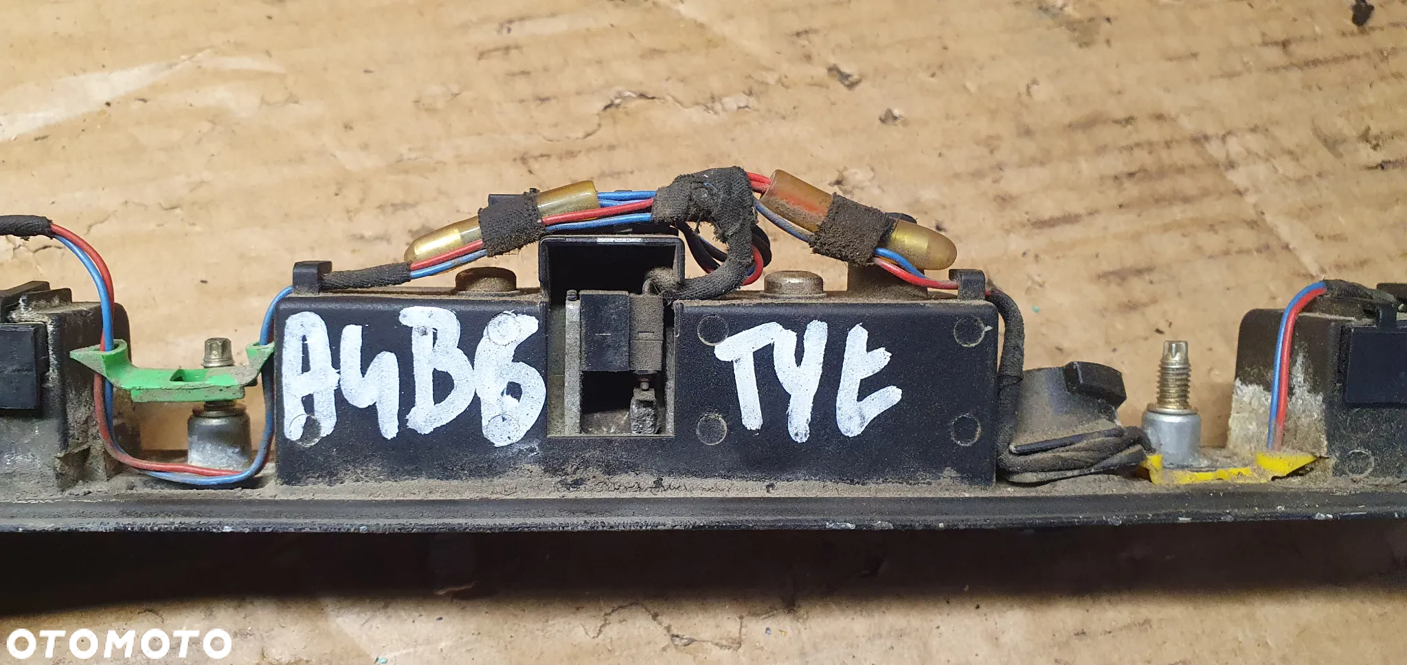 Blenda klapy bagażnika mikrostyk podświetlenie Audi A4 B6 8P0827574 - 9
