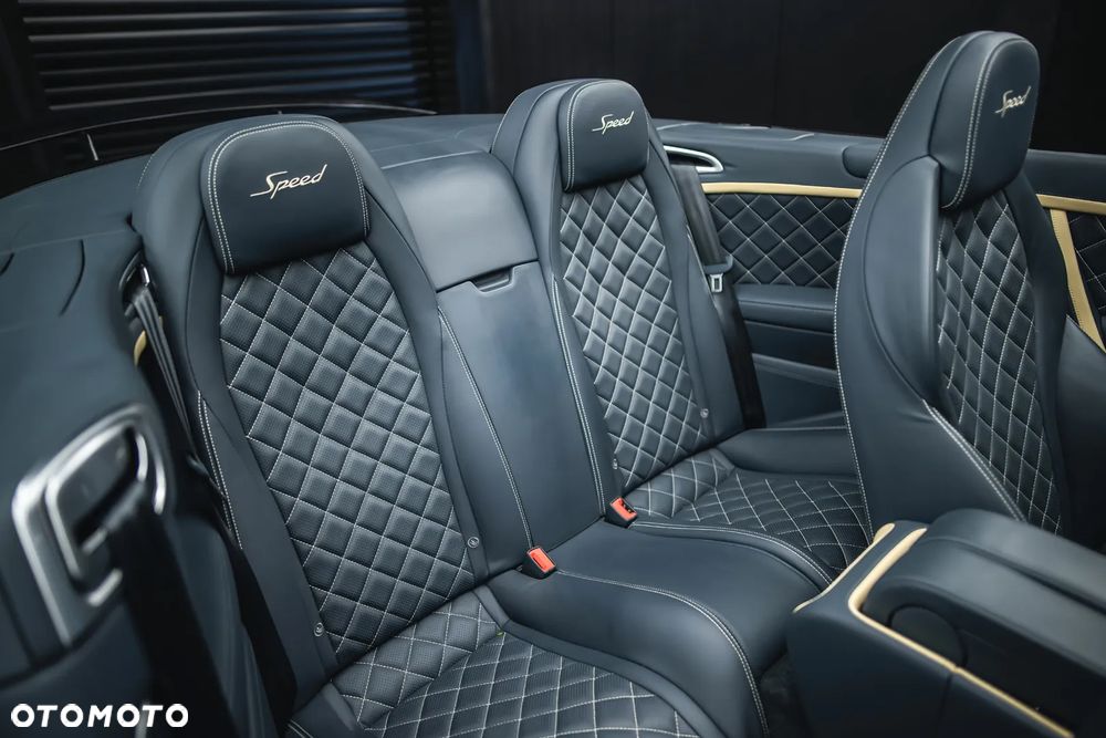 Bentley Continental GT - 32