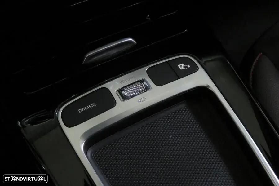 Mercedes-Benz A 200 AMG Line Aut. - 4