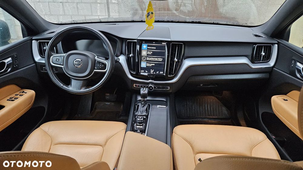 Volvo XC 60 T6 AWD Geartronic Momentum Pro - 5