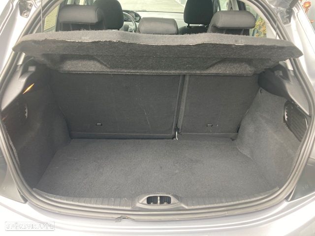 Peugeot 208 1.5 BlueHDi Signature - 27
