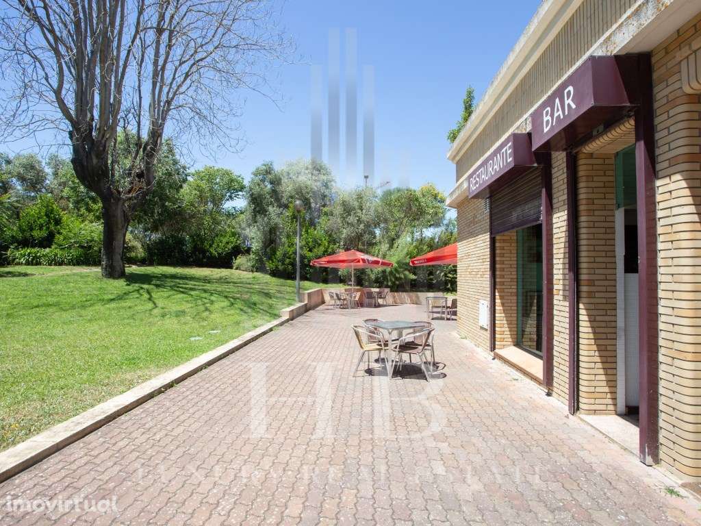 Loja Urbanização Real Forte em Sacavém - Grande imagem: 3/18