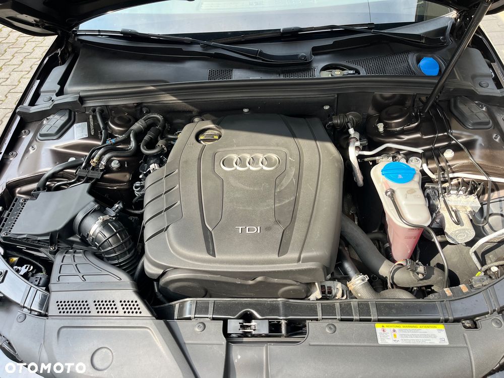 Audi A4 Avant 2.0 TDI DPF quattro S tronic S line Sportpaket - 24