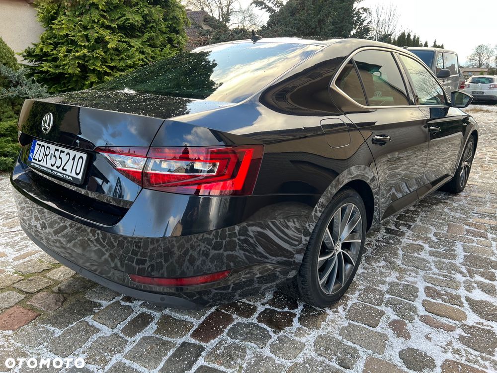 Skoda Superb 2.0 TDI DSG L&K - 8