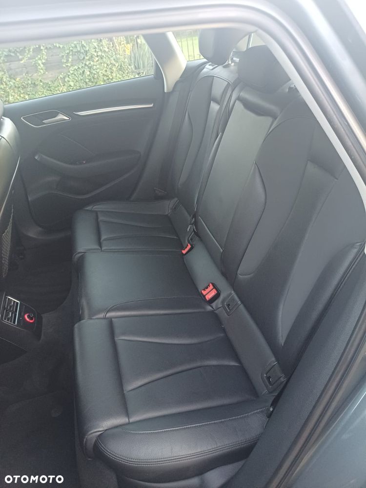 Audi A3 Sportback - 8