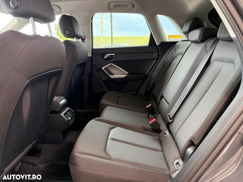 Audi Q3 35 TDI S tronic Advanced - 8