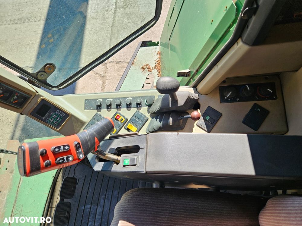 John Deere 2254 - 18