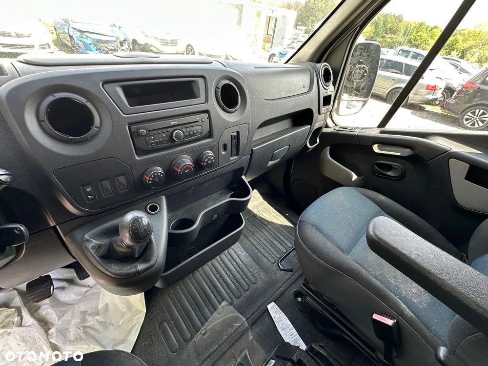 Renault Master - 13