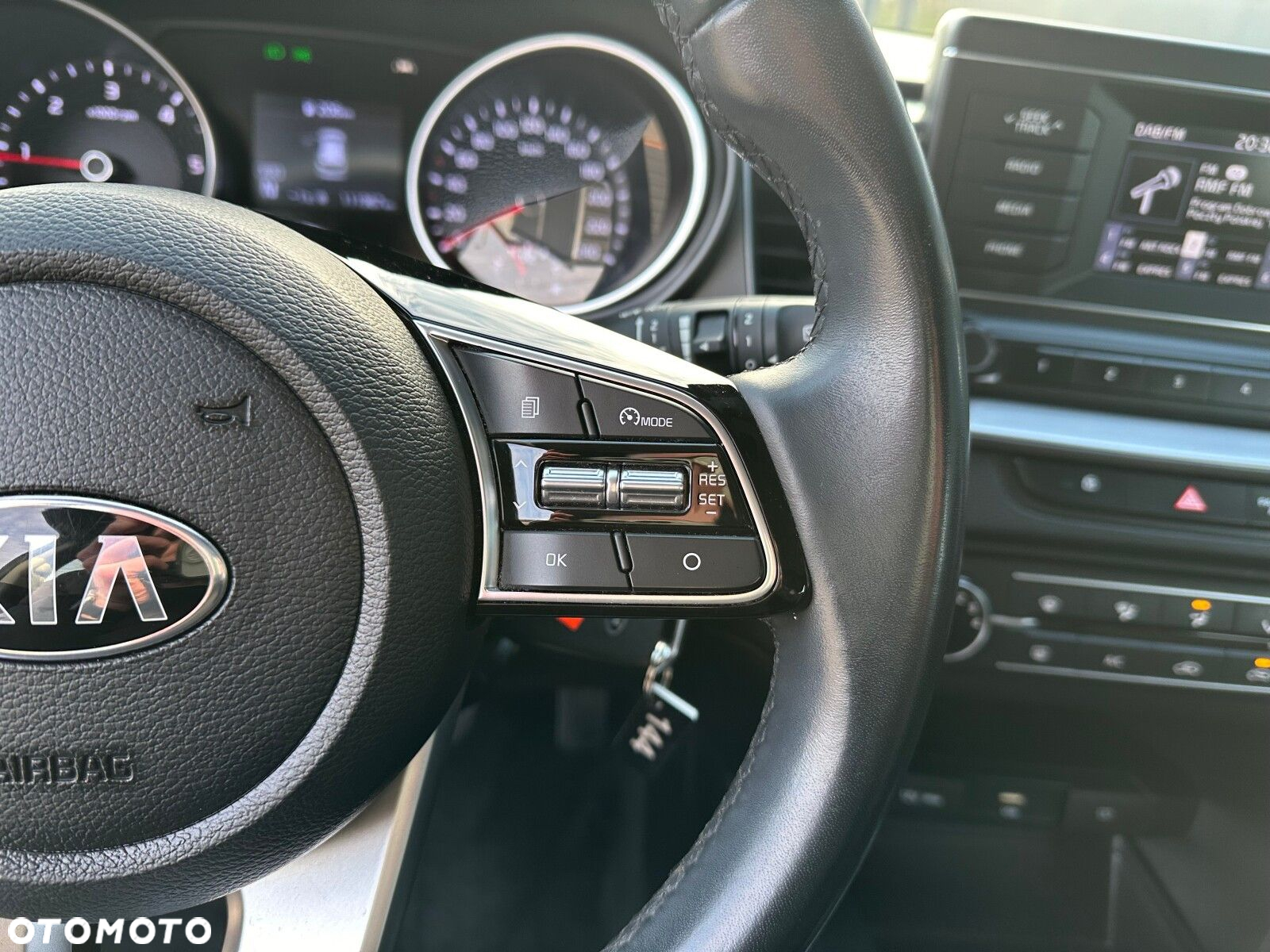 Kia Ceed - 21
