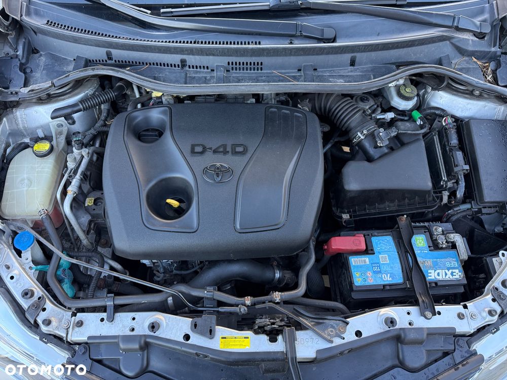 Toyota Auris 1.4 D-4D Premium - 16