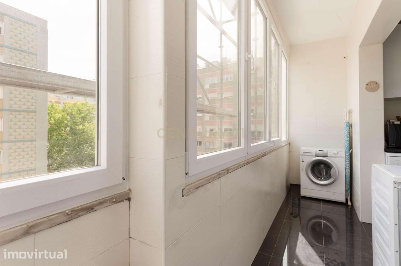 Apartamento T2 – Estrada da Luz - Grande imagem: 4/21