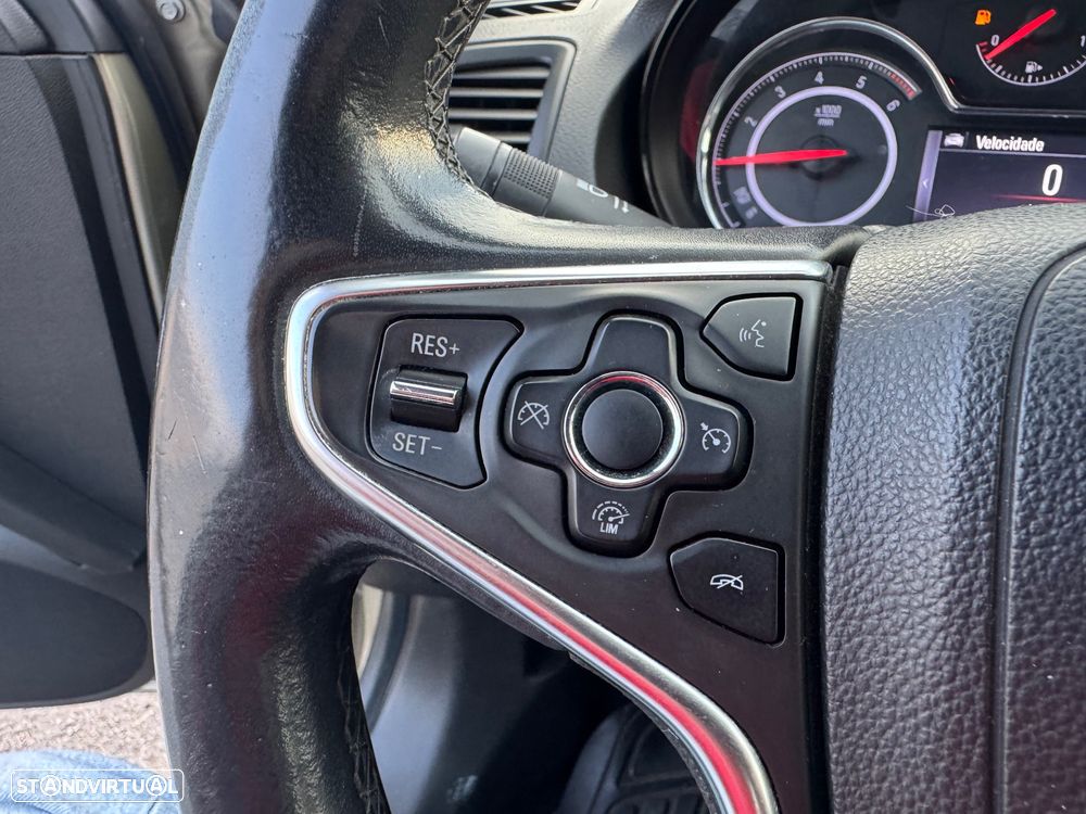 Opel Insignia 2.0 CDTI executive S/S - 17