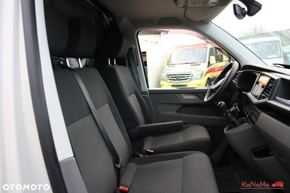 Volkswagen Transporter - 33