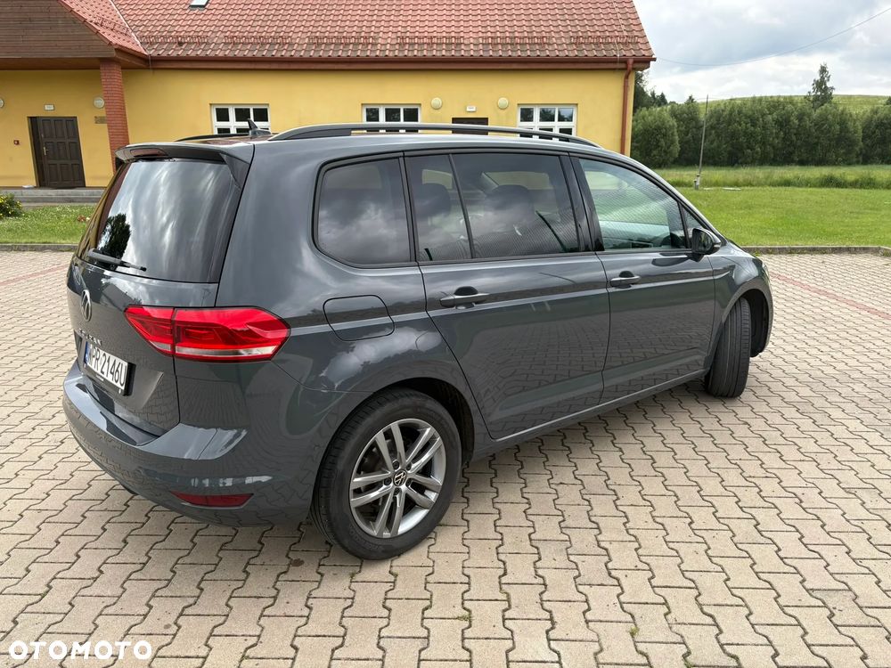 Volkswagen Touran 1.5 TSI EVO Special Edition - 4