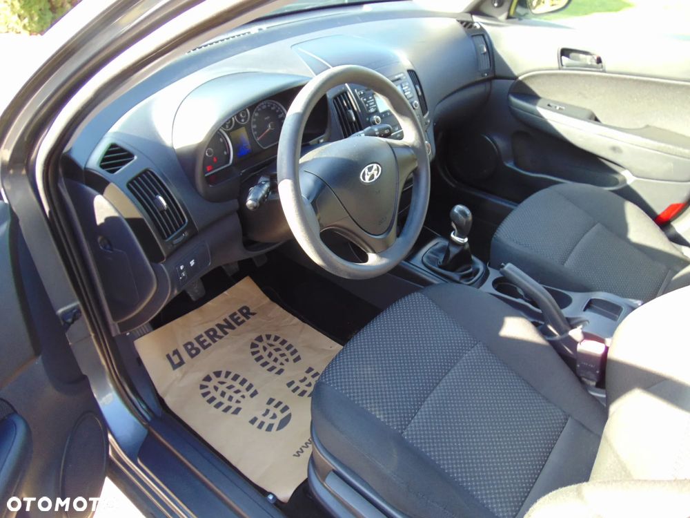 Hyundai i30 1.6 CRDi Blue Classic - 10