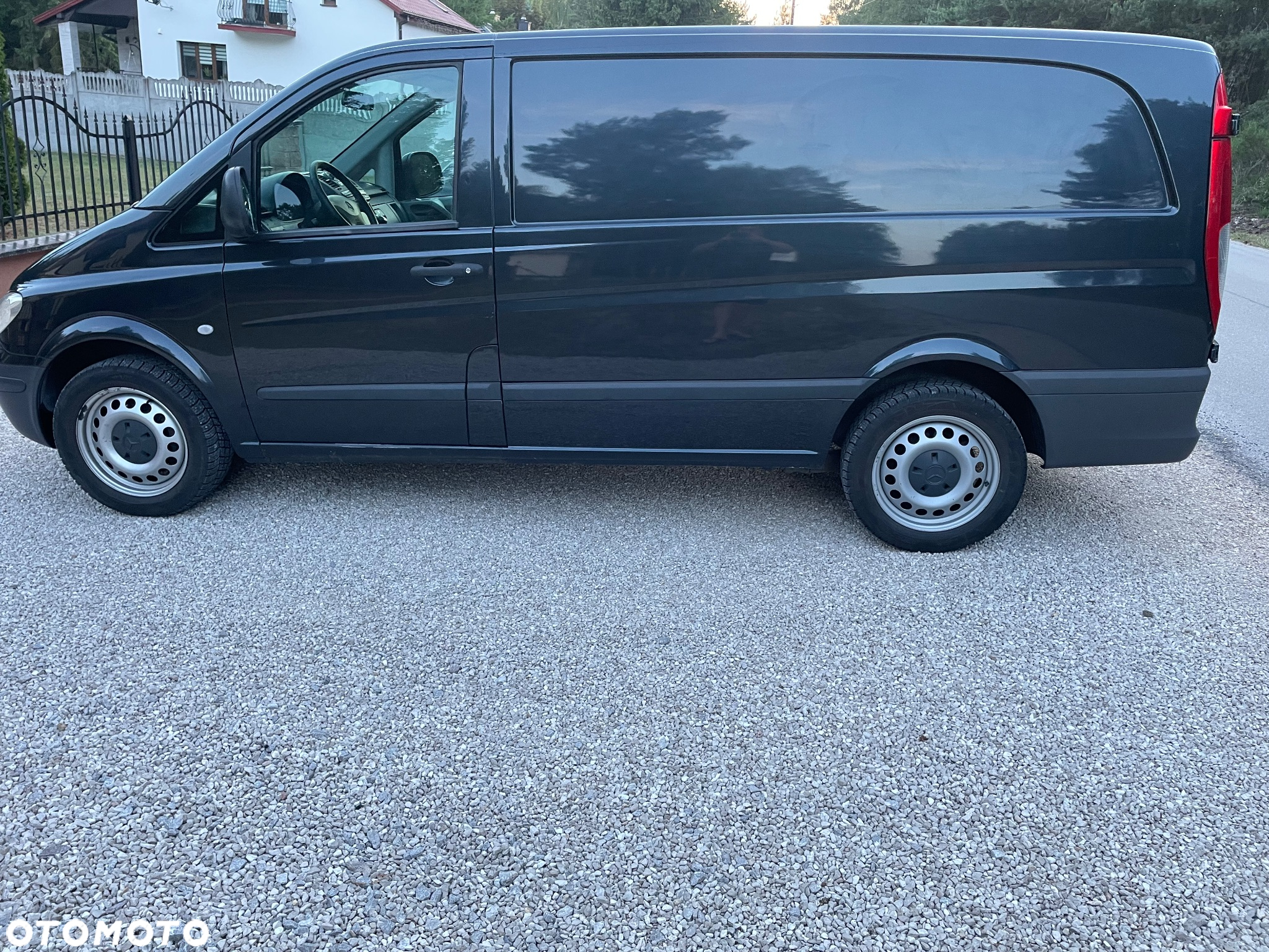 Mercedes-Benz Vito - 10
