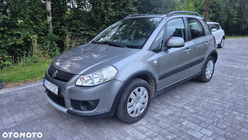 Suzuki SX4 1.9 DDiS DPF 4x4 Club - 2