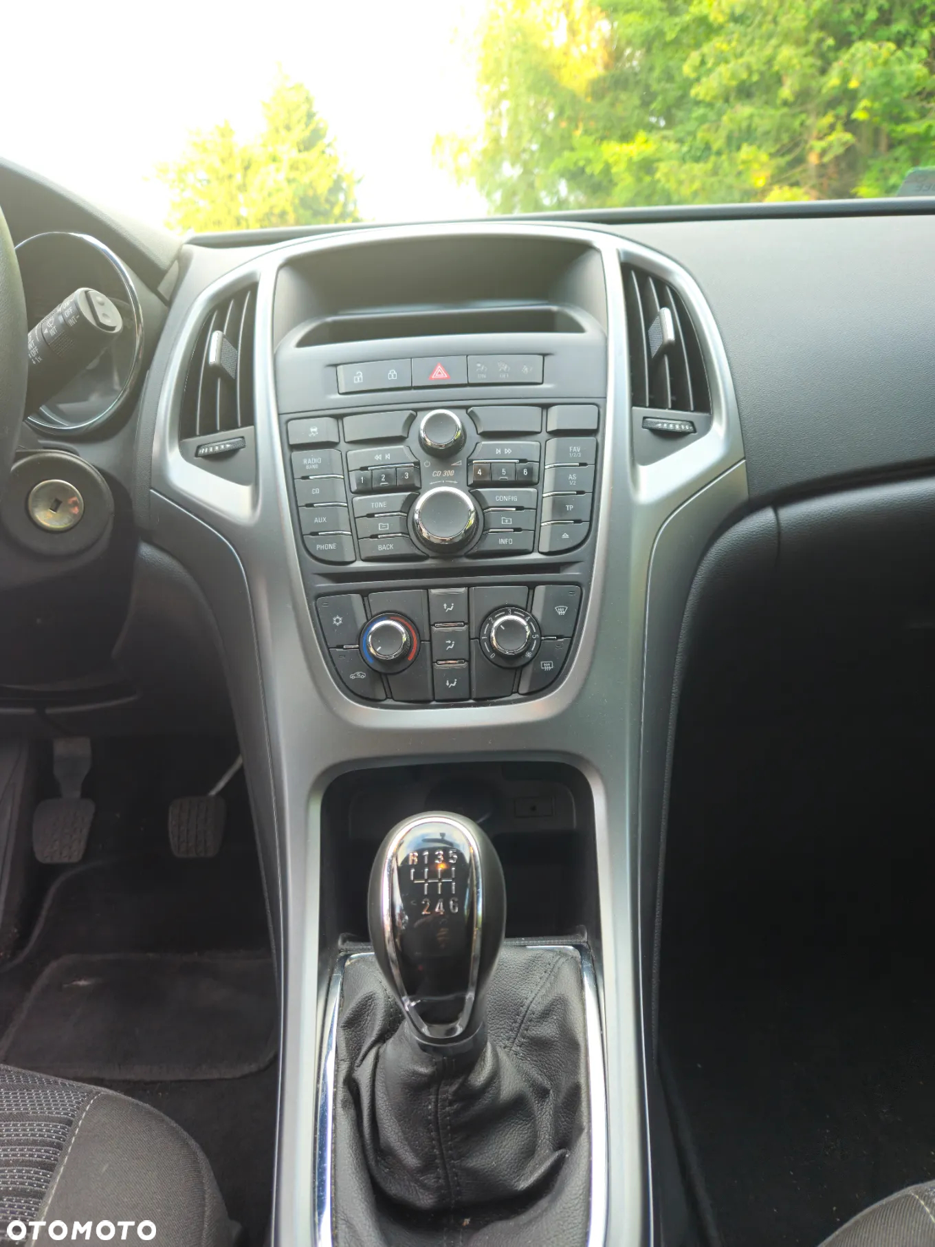 Opel Astra IV GTC 1.4 T Active - 9