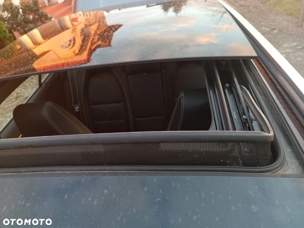 Mercedes-Benz GLA 220 d 7G-DCT UrbanStyle Edition - 14