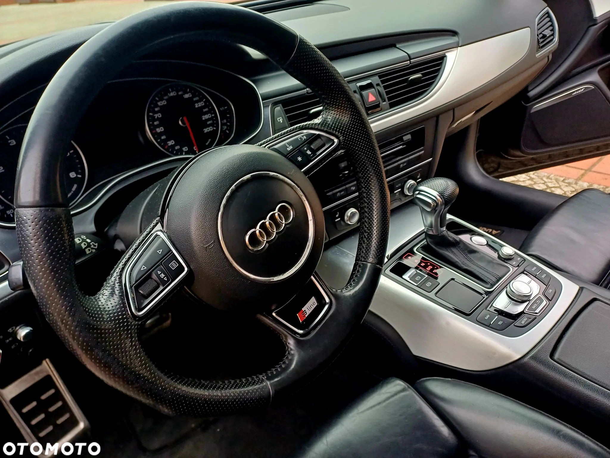 Audi A6 Avant 2.0 TDI Ultra DPF S tronic - 12