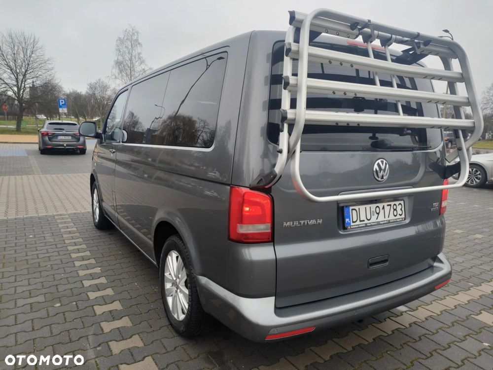 Volkswagen Multivan - 10