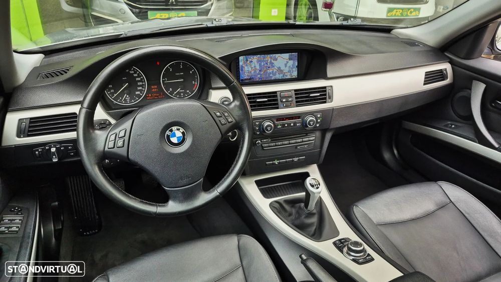 BMW 320 d Navigation - 8
