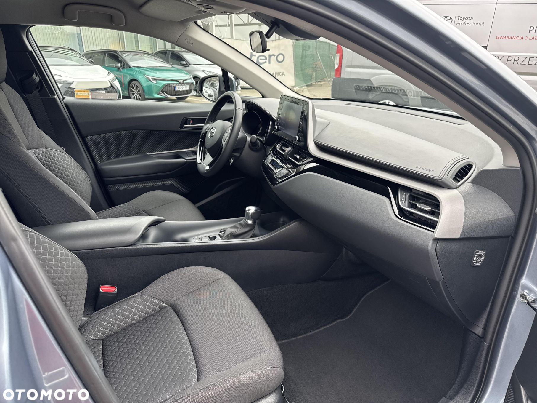 Toyota C-HR - 10
