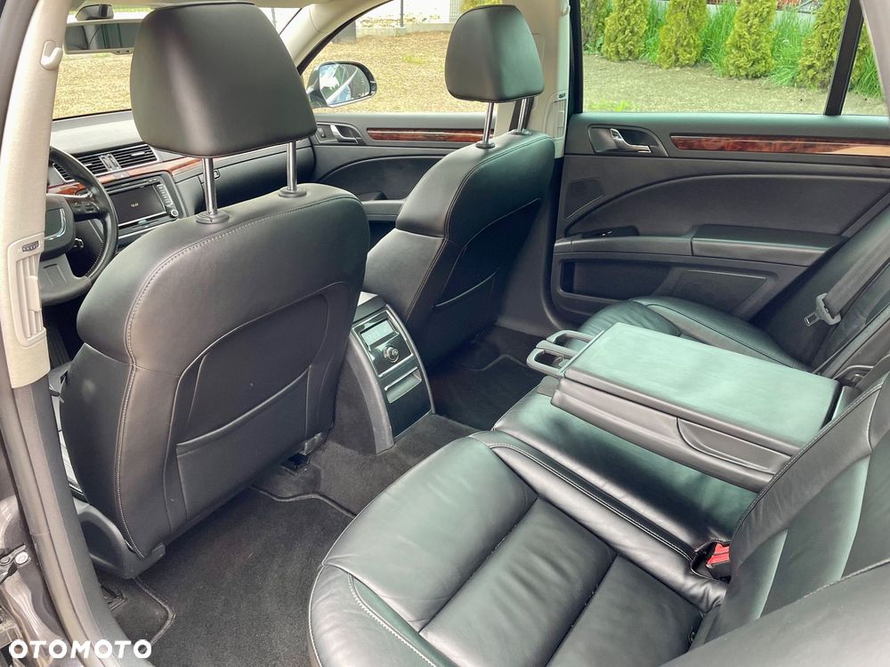 Skoda Superb 2.0 TDI DSG L&K - 28