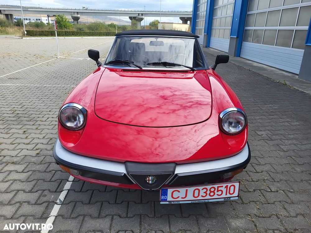 Alfa Romeo Spider - 8