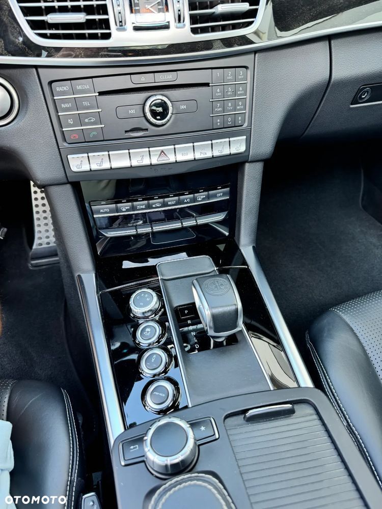 Mercedes-Benz Klasa E - 16