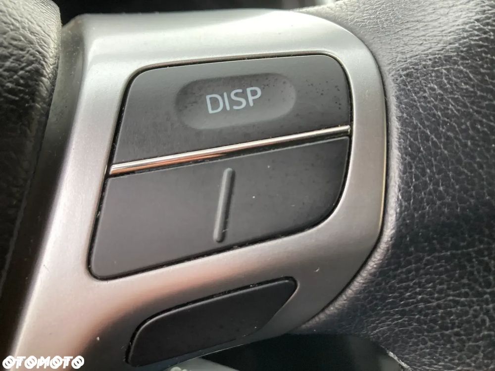 Toyota Avensis 2.0 D-4D Sol - 11