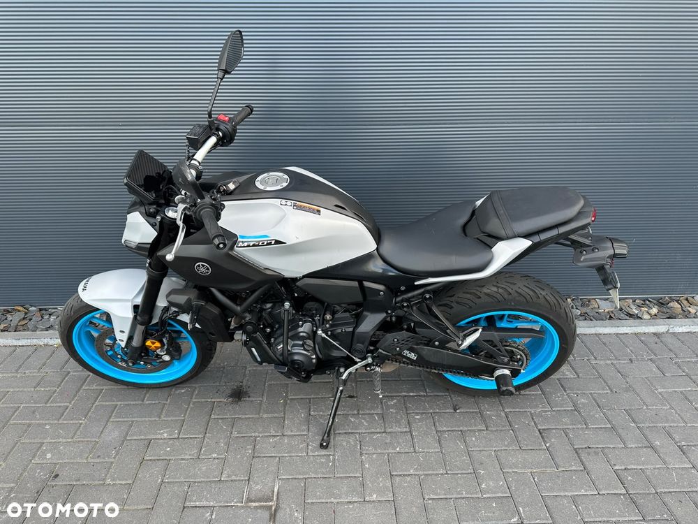 Yamaha MT - 2