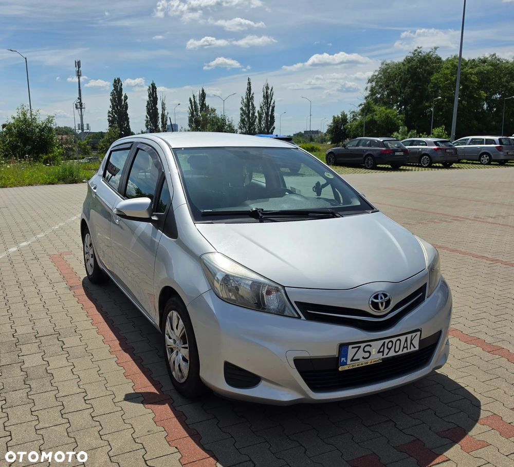 Toyota Yaris 1.0 Luna - 1