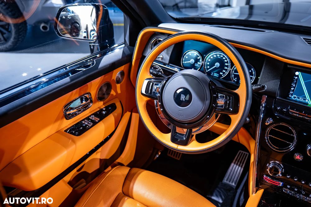 Rolls-Royce Cullinan - 18