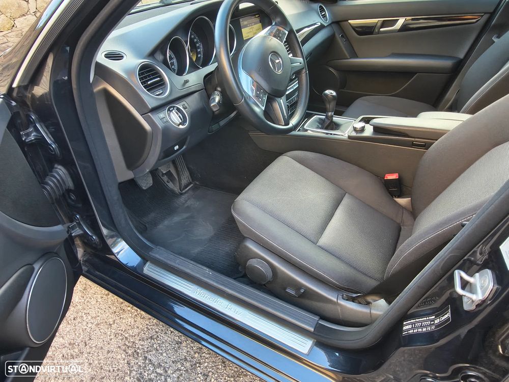 Mercedes-Benz C 220 Station CDI Avantgarde Edition - 20