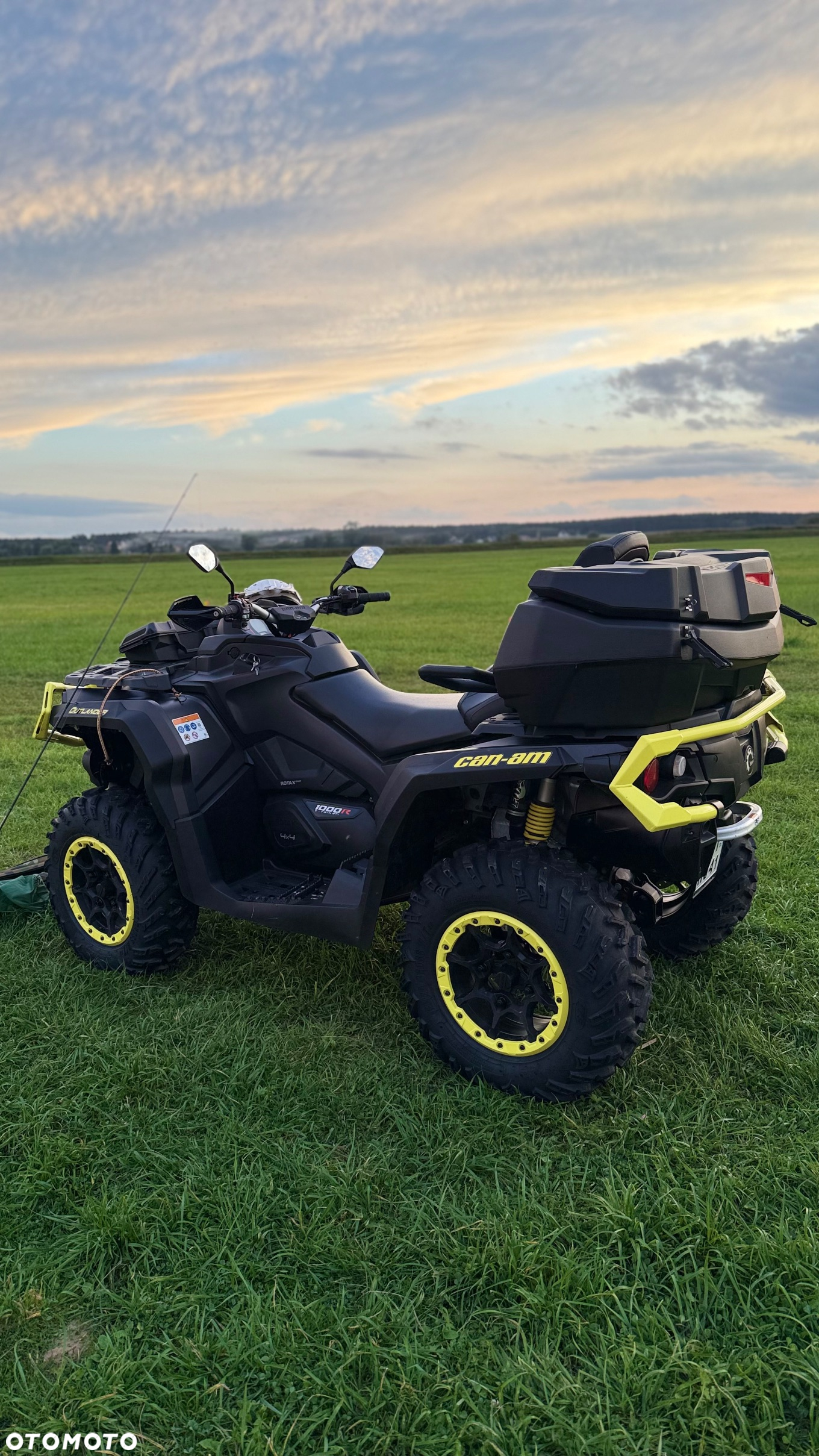 Can-Am Outlander Max - 4