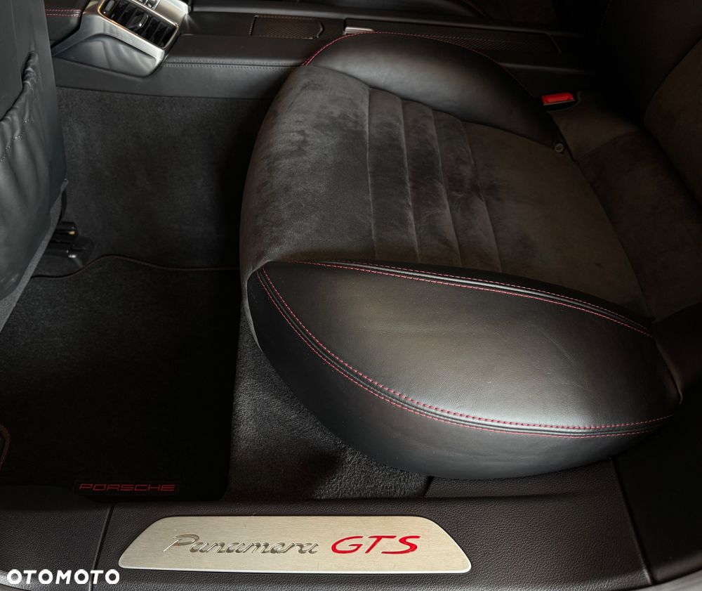 Porsche Panamera GTS - 23