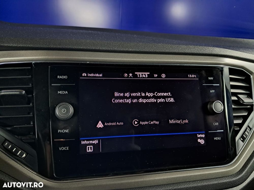 Volkswagen T-Roc - 18