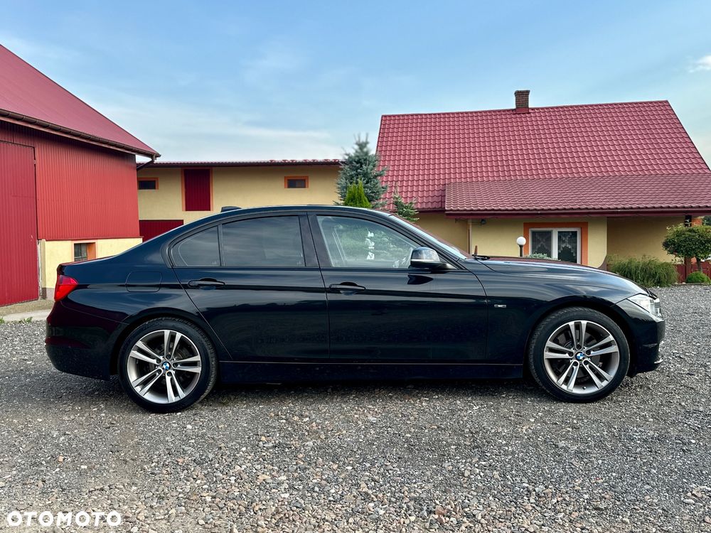 BMW Seria 3 328i Sport Line - 7