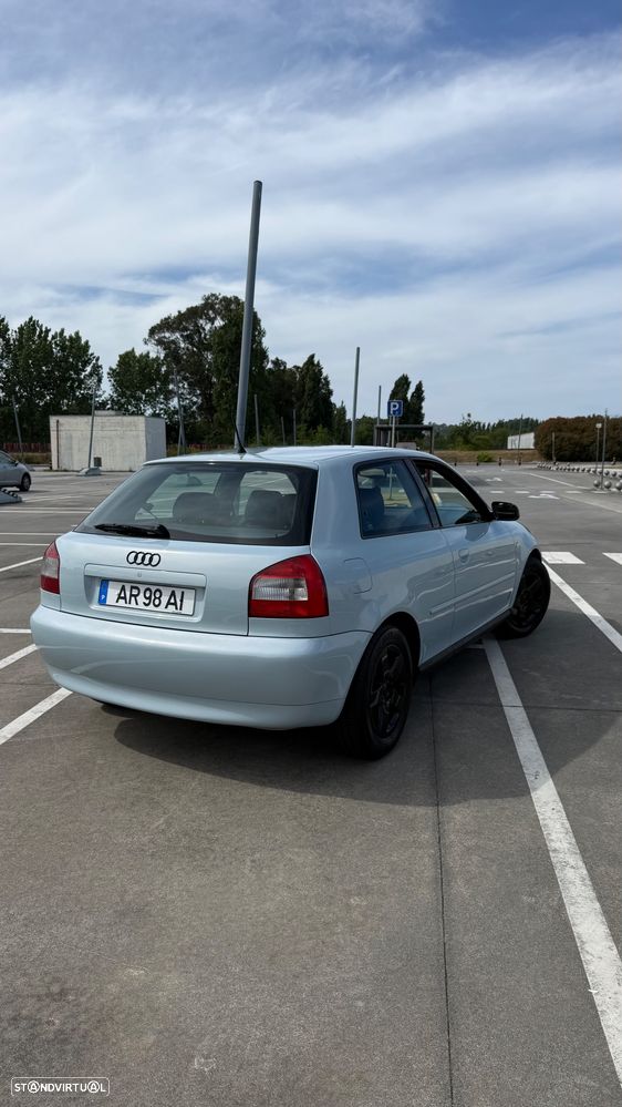 Audi A3 1.6 Sport - 4