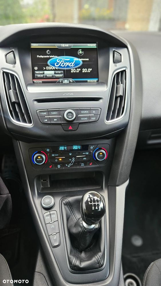 Ford Focus 1.0 EcoBoost Titanium - 20