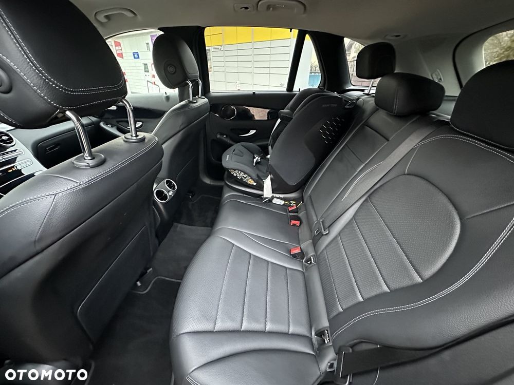 Mercedes-Benz GLC 300 de 4Matic 9G-TRONIC - 19