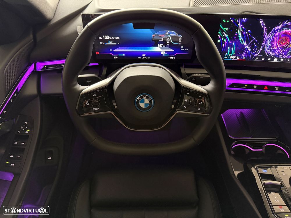 BMW i5 eDrive40 - 21