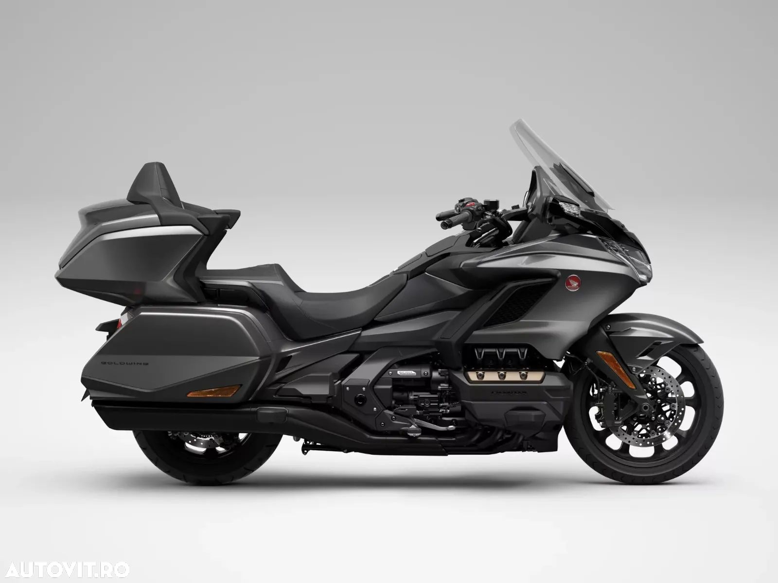 Honda Gold Wing Tour - 1