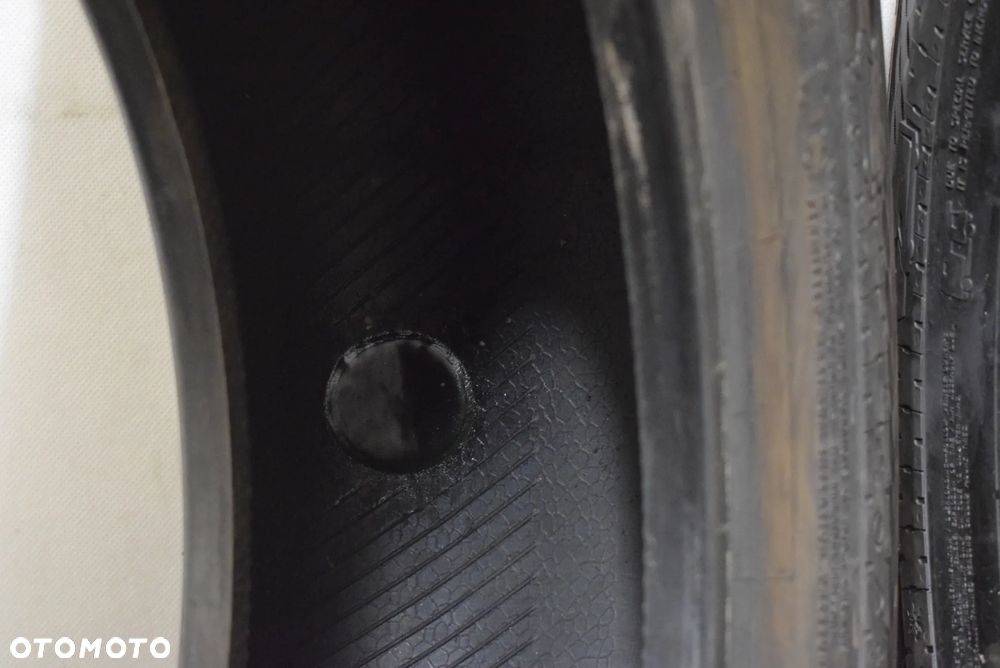 R16C 225/75 Continental VanContact Camper - 10