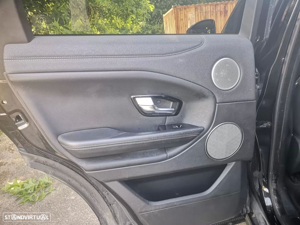 Land Rover Range Rover Evoque 2.0 eD4 SE Dynamic - 27