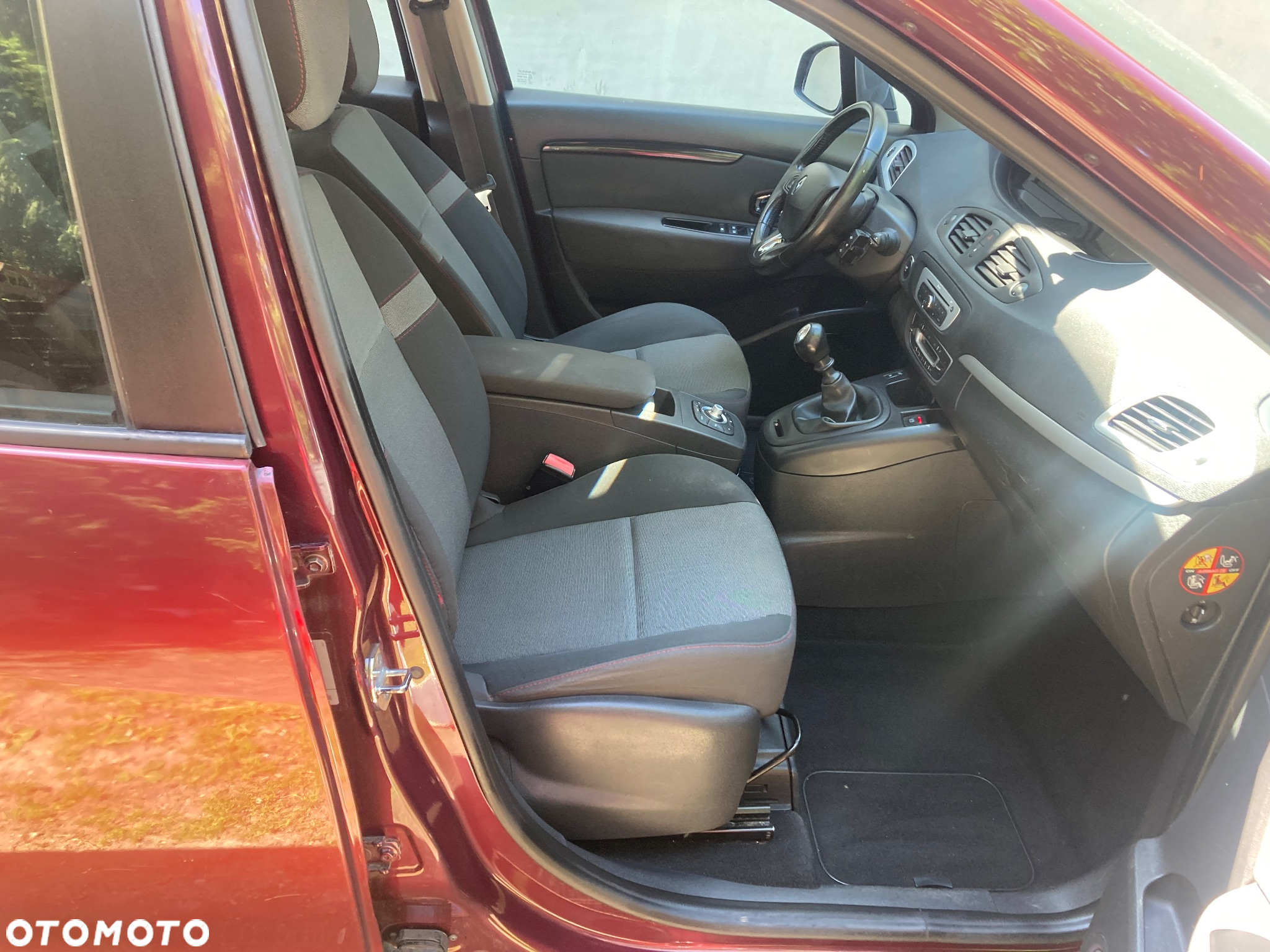 Renault Scenic 1.5 dCi Expression - 19
