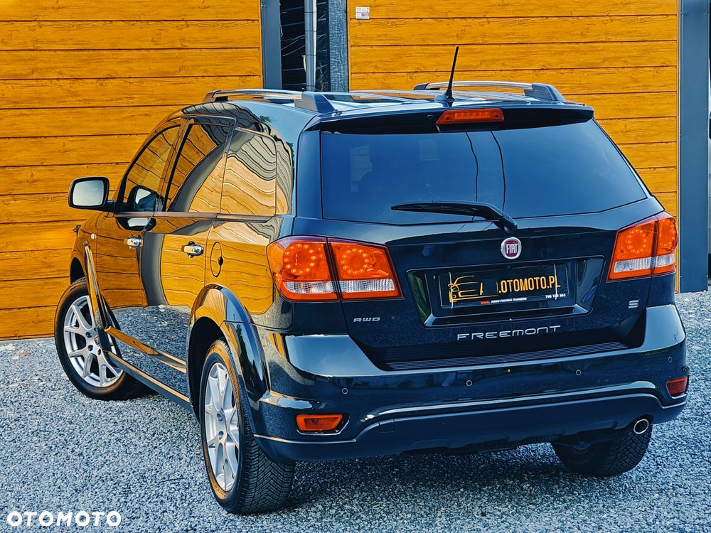 Fiat Freemont 2.0 Multijet 16V DPF Automatik Allrad Lounge - 4