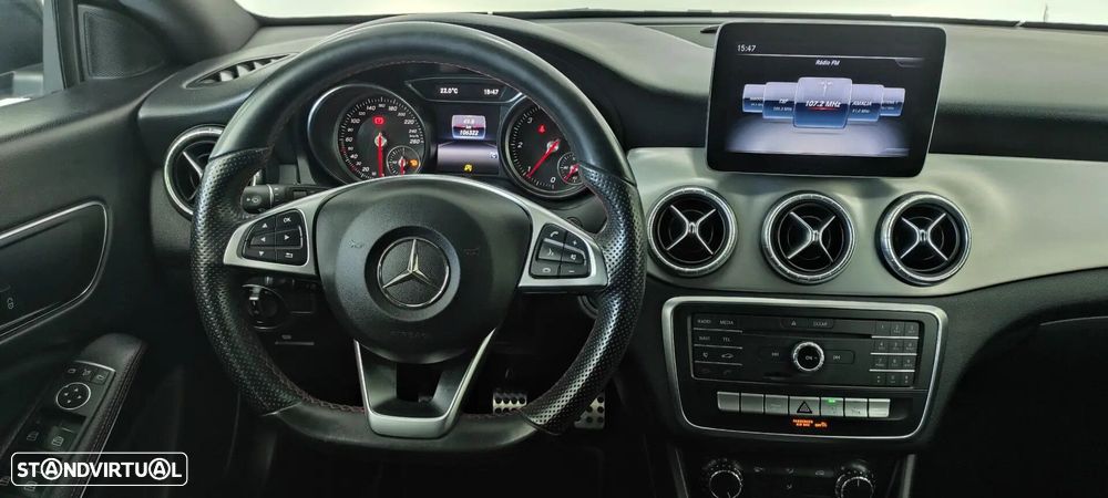 Mercedes-Benz CLA 180 d Shooting Brake AMG Line - 10